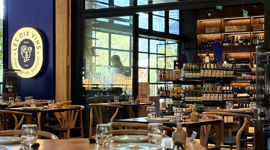 wine-bar-y-una-tienda.jpg